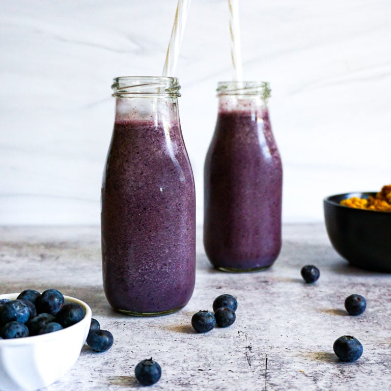 Healthy Everyday Berry Smoothie