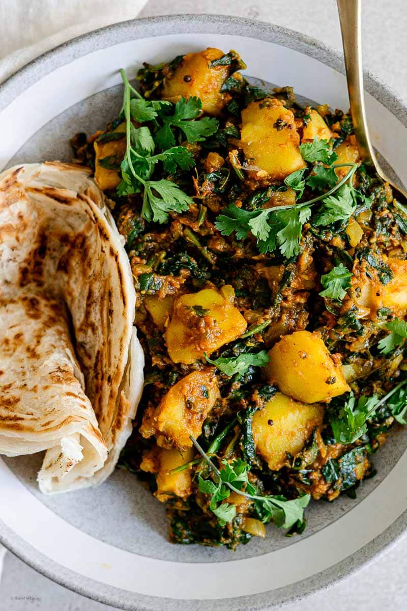 spinach and potato curry